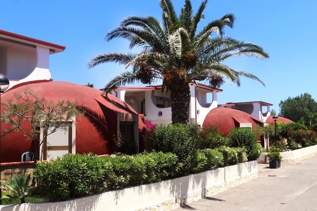 Nirvana Club Village Ботричелло Экстерьер фото