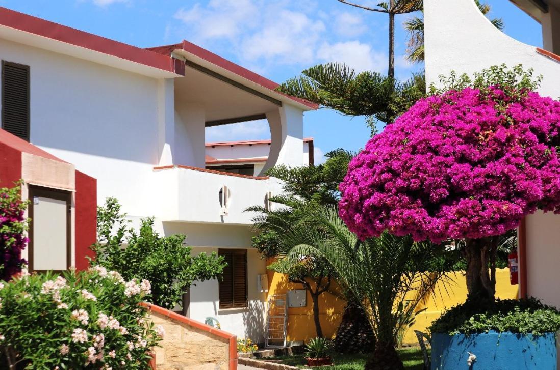 Nirvana Club Village Ботричелло Экстерьер фото