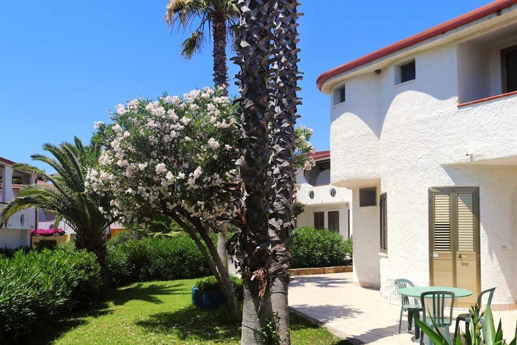 Nirvana Club Village Ботричелло Экстерьер фото